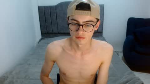 Snapshot of stiv_grant chatting on 17, 6, 2026 stiv_grant online show from 17, 6, 2026