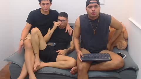 Snapshot of stivendreams chatting on 18, 12, 2024 friends online show from 18, 12, 2024