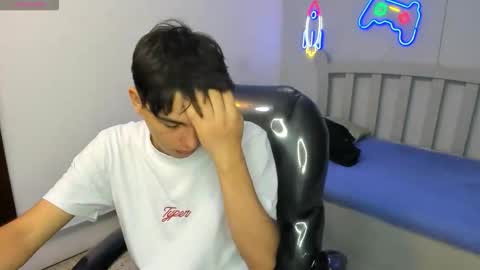 Stiwen online show from 18, 11, 2025