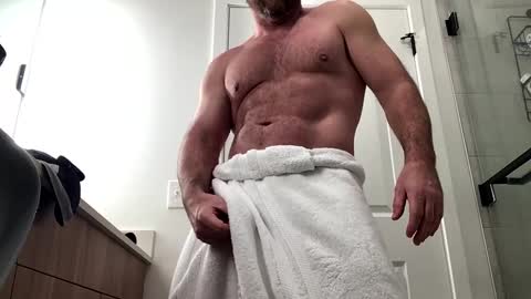 stlhotwifeguy online show from 12, 2, 2025