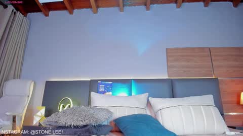 Stone Lee  online show from 21, 1, 2025