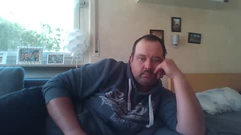 stoned1983 online show from 21, 4, 2026