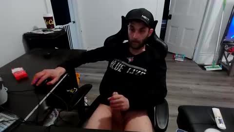 stonedpanda77 online show from 4, 6, 2026
