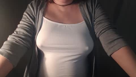 Snapshot of stonenipple chatting on 5, 11, 2025 stonenipple online show from 5, 11, 2025