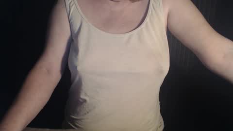 Snapshot of stonenipple chatting on 30, 11, 2025 stonenipple online show from 30, 11, 2025