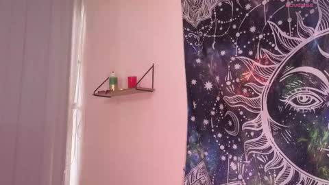 Snapshot of stonned_candy chatting on 20, 10, 2025 Liz online show from 20, 10, 2025