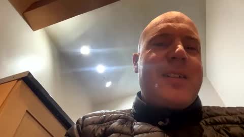 Stoodley22 online show from 18, 2, 2025