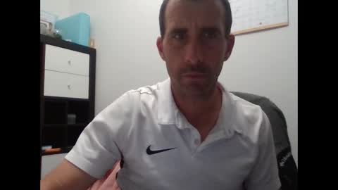 Snapshot of storanex chatting on 2, 10, 2025 storanex online show from 2, 10, 2025