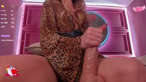 Stormi online show from 8, 3, 2026