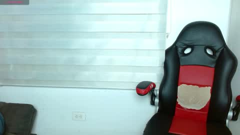 Snapshot of stormy_hot1 chatting on 22, 5, 2026 stormy_hot1 online show from 22, 5, 2026