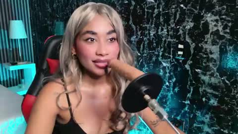 Snapshot of stormybdsm chatting on 10, 5, 2026 Stormy online show from 10, 5, 2026