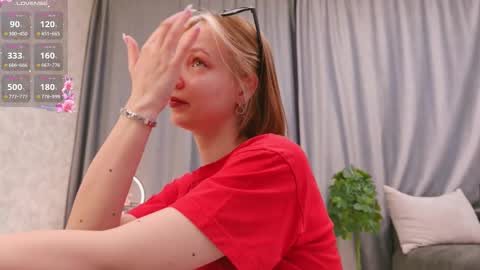 Luna online show from 10, 2, 2026