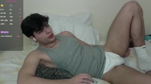 Snapshot of str11111 chatting on 4, 3, 2025 str11111 online show from 4, 3, 2025