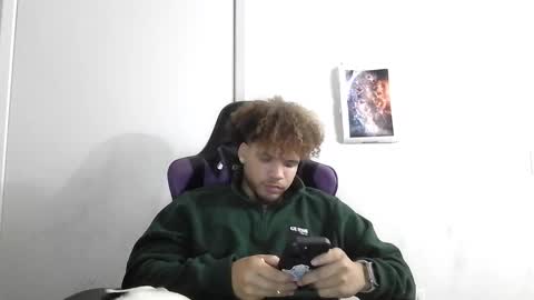 Snapshot of str8dj chatting on 23, 9, 2025 Dj online show from 23, 9, 2025