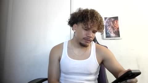 Snapshot of str8dj chatting on 3, 11, 2025 Dj online show from 3, 11, 2025