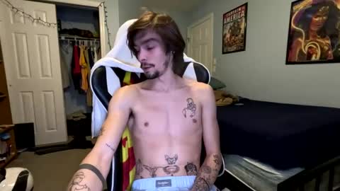 str8whiteboy21 online show from 13, 12, 2024