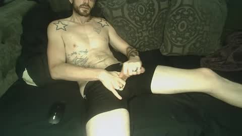 Snapshot of straitpipermann22 chatting on 12, 9, 2025 straitpipermann22 online show from 12, 9, 2025