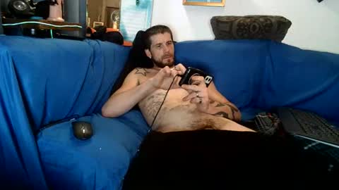 Snapshot of straitpipermann22 chatting on 21, 11, 2025 straitpipermann22 online show from 21, 11, 2025