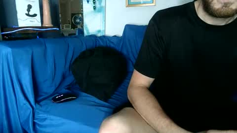 Snapshot of straitpipermann22 chatting on 23, 11, 2025 straitpipermann22 online show from 23, 11, 2025