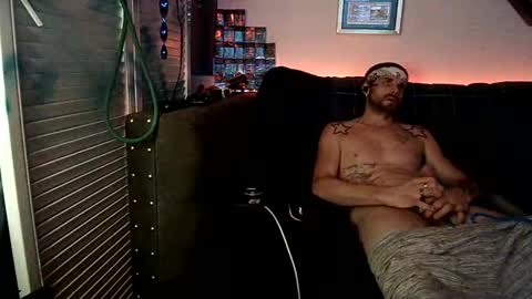 straitpipermann22 online show from 2, 4, 2026