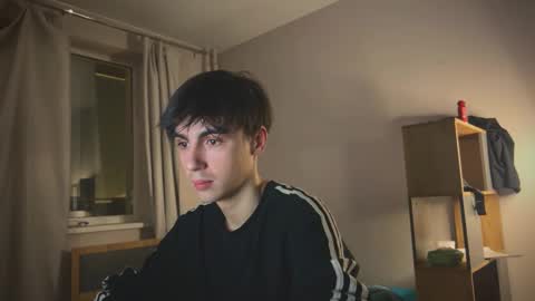 Snapshot of stralght_twinks chatting on 18, 2, 2026 Ray online show from 18, 2, 2026