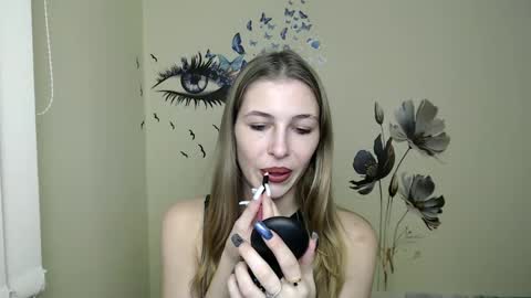 Snapshot of stranger_giirl chatting on 5, 12, 2024 Amalia online show from 5, 12, 2024
