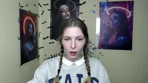 Snapshot of stranger_giirl chatting on 3, 3, 2025 Amalia online show from 3, 3, 2025