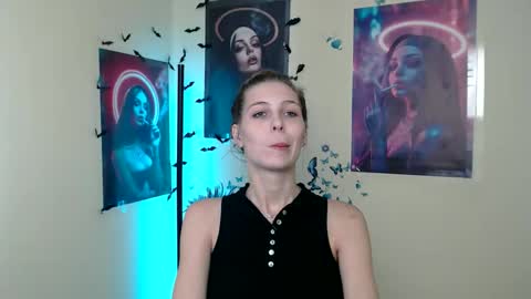 Snapshot of stranger_giirl chatting on 20, 9, 2025 Amalia online show from 20, 9, 2025