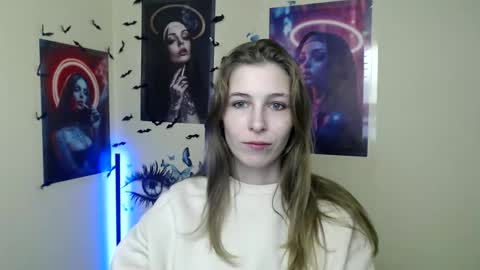 Snapshot of stranger_giirl chatting on 29, 10, 2025 Amalia online show from 29, 10, 2025