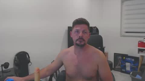 Snapshot of straponloverboy chatting on 30, 10, 2025 ImYours online show from 30, 10, 2025