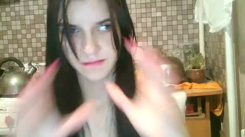 Snapshot of strawberry_storm chatting on 31, 10, 2025 Strawberry Storm online show from 31, 10, 2025