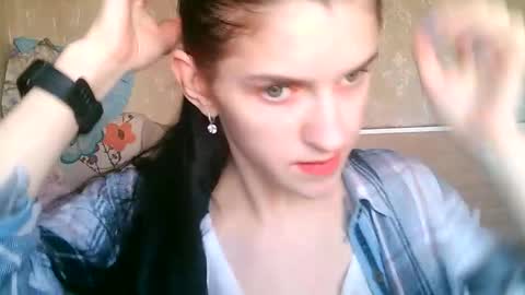 Strawberry Storm online show from 5, 4, 2026