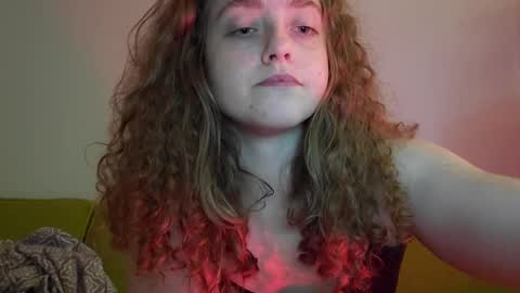 Strawberrylotsacake online show from 25, 9, 2025