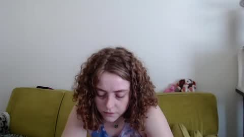 Strawberrylotsacake online show from 1, 6, 2026