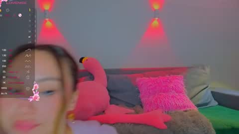 Snapshot of strawberrypie99 chatting on 16, 5, 2026 Tati and Lola online show from 16, 5, 2026
