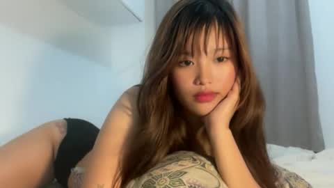 Snapshot of strawbey_ie chatting on 13, 4, 2026 shania online show from 13, 4, 2026