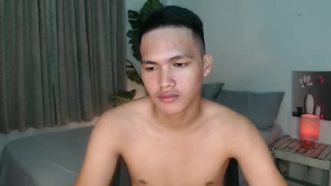 Snapshot of strawhot_joey chatting on 11, 3, 2026 JOEY online show from 11, 3, 2026