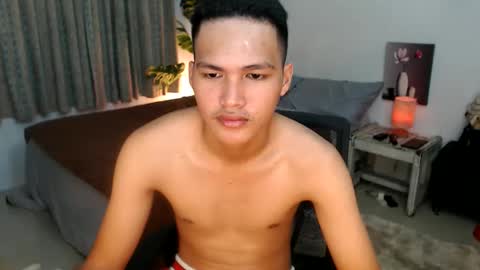 Snapshot of strawhot_joey chatting on 14, 3, 2026 JOEY online show from 14, 3, 2026