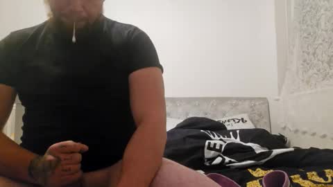 strightman28 online show from 12, 10, 2025