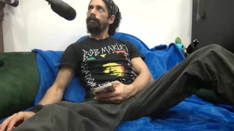 Snapshot of stringin69 chatting on 26, 4, 2026 stringin69 online show from 26, 4, 2026