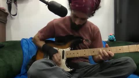 Snapshot of stringin69 chatting on 30, 4, 2026 stringin69 online show from 30, 4, 2026