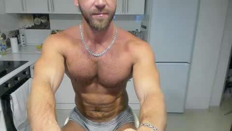 Snapshot of strong_arni chatting on 9, 2, 2025 Strong Arni online show from 9, 2, 2025