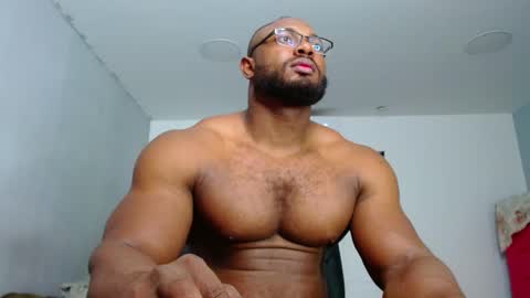 Snapshot of strong_george1 chatting on 15, 1, 2025 strong_george1 online show from 15, 1, 2025