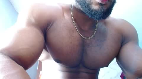 Snapshot of strong_george1 chatting on 22, 12, 2025 strong_george1 online show from 22, 12, 2025