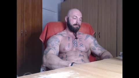 Snapshot of strongivan chatting on 19, 1, 2026 StrongIvan online show from 19, 1, 2026