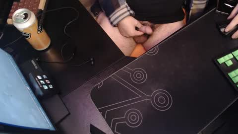 stud69861714 online show from 15, 12, 2024