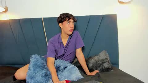 Snapshot of stwart_cum18 chatting on 12, 1, 2026 stwart_cum18 online show from 12, 1, 2026