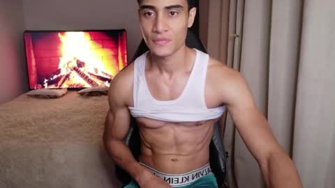 Snapshot of stylishman01 chatting on 28, 4, 2026 stylish man online show from 28, 4, 2026