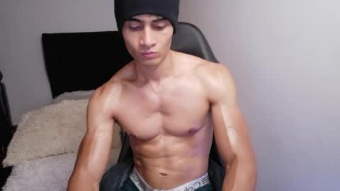 Snapshot of stylishman01 chatting on 29, 5, 2026 stylish man online show from 29, 5, 2026