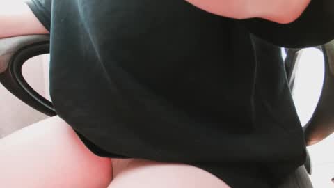 Sub Femboy online show from 11, 9, 2025